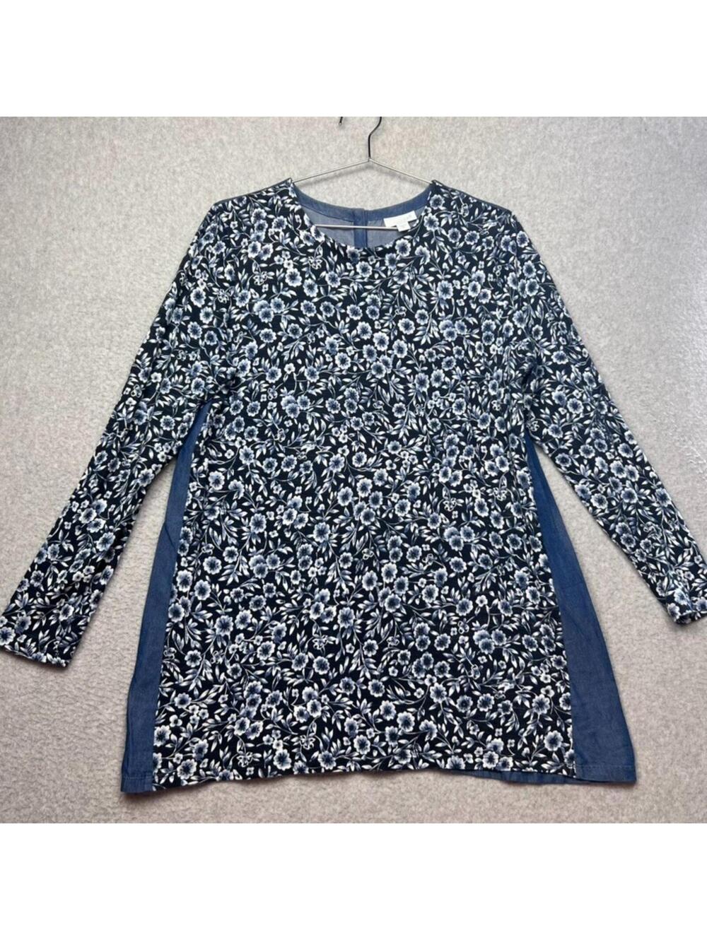J. Jill Women's M Blue Floral Tunic Top Blouse Chambray Back Mixed Lagenlook
